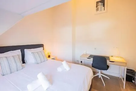 Peaceful 2 Bedroom - Ts307b * Эйндховен